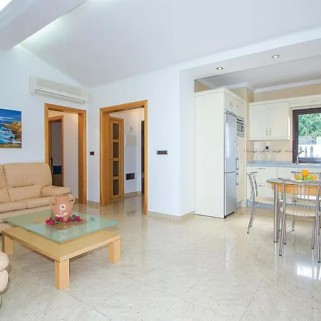 Puerto Del Carmen Sleeps 4 Air Con Wifi Villa *