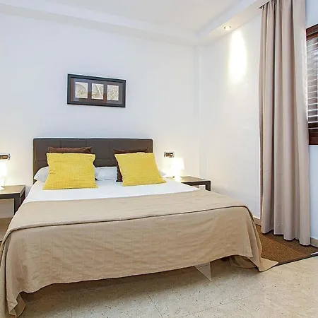 Puerto Del Carmen Sleeps 4 Air Con Wifi * Puerto del Carmen (Lanzarote)
